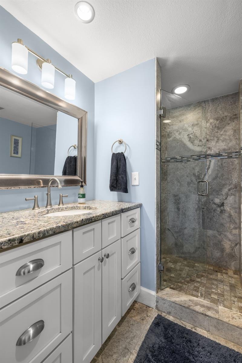 Image 38 of 76 For 4950 Gulf Boulevard 207