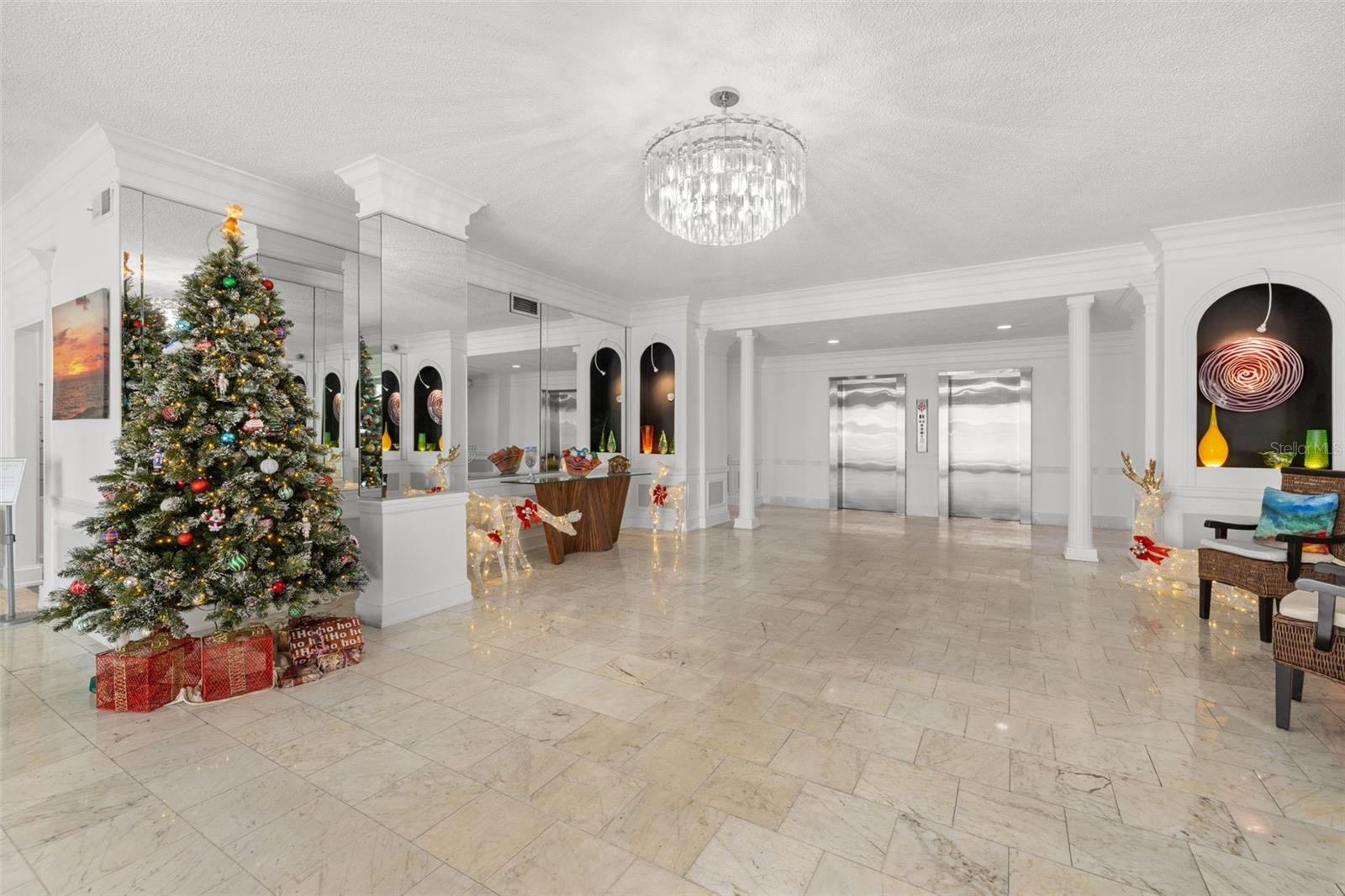 Image 44 of 76 For 4950 Gulf Boulevard 207