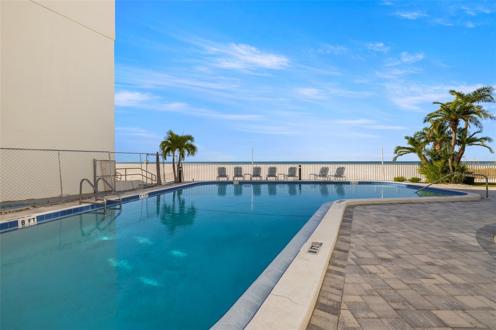 Image 50 of 76 For 4950 Gulf Boulevard 207