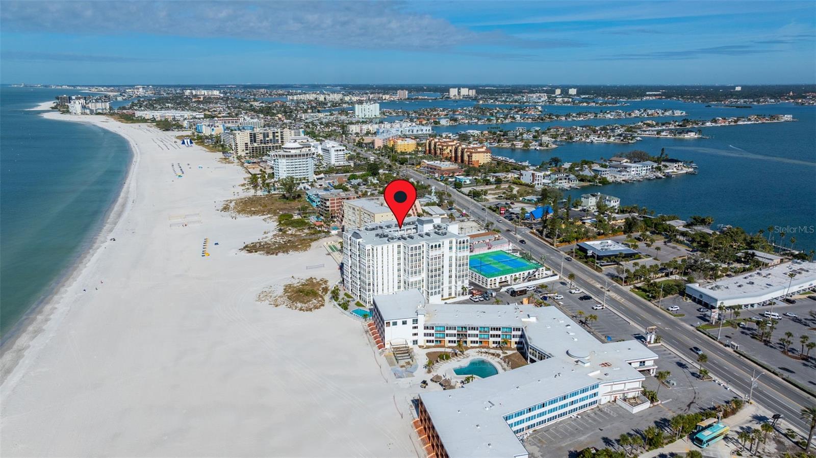 Image 66 of 76 For 4950 Gulf Boulevard 207