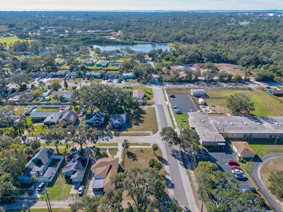 Image 10 of 32 For 2459 25th Avenue S