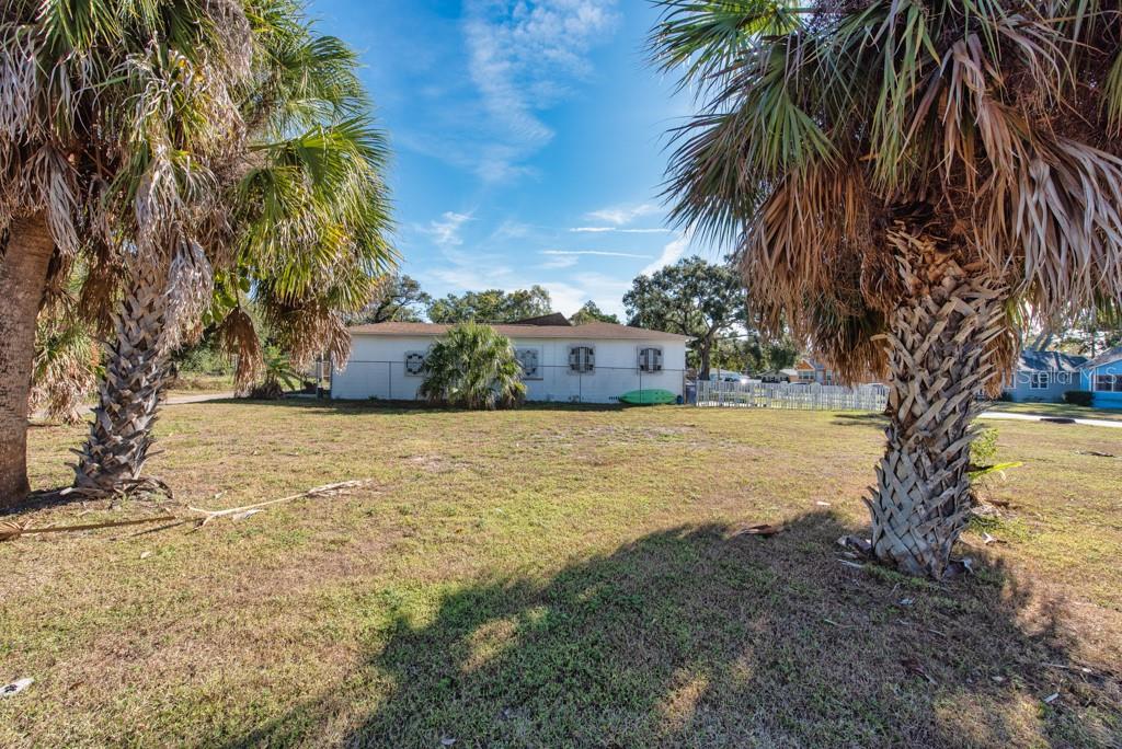 Image 29 of 32 For 2459 25th Avenue S