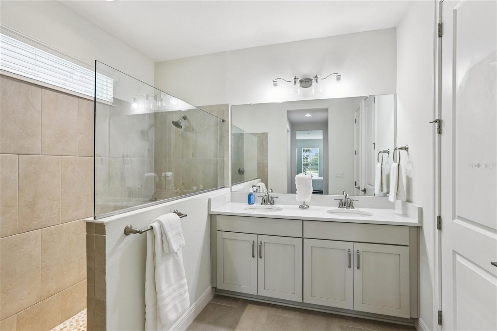 Image 15 of 39 For 28664 Cozy Creek Drive