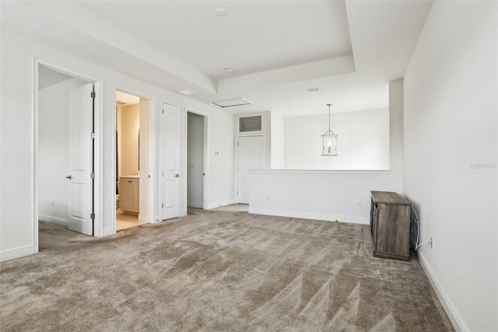 Image 19 of 39 For 28664 Cozy Creek Drive