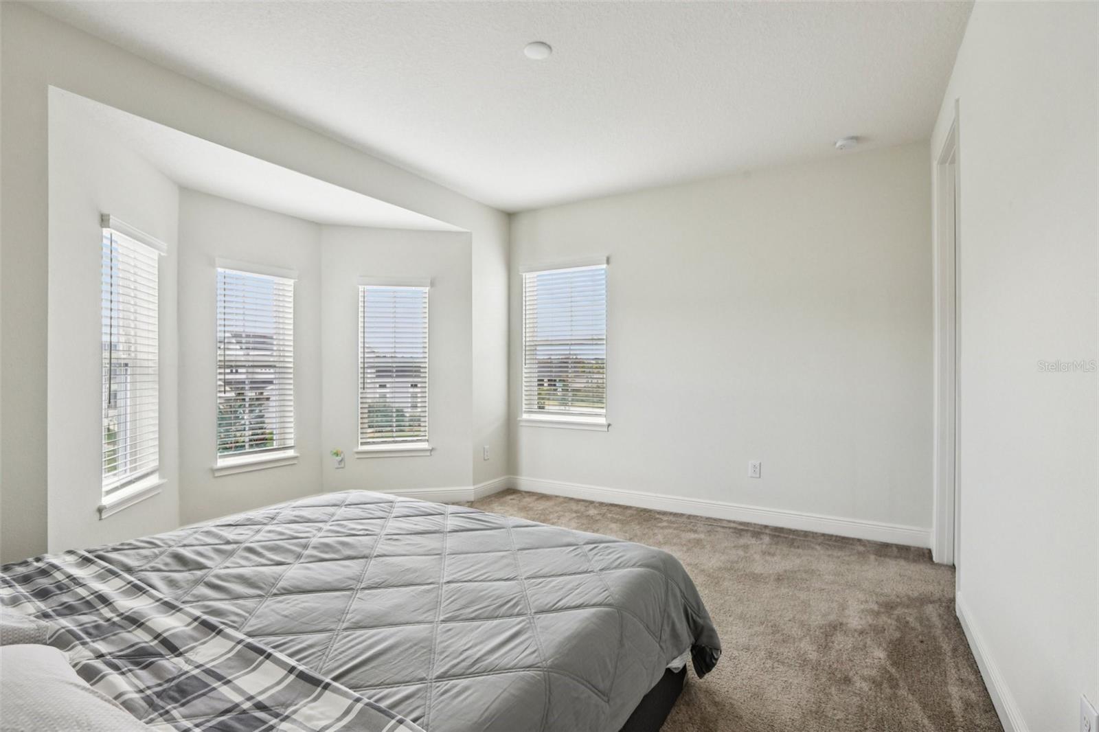 Image 22 of 39 For 28664 Cozy Creek Drive