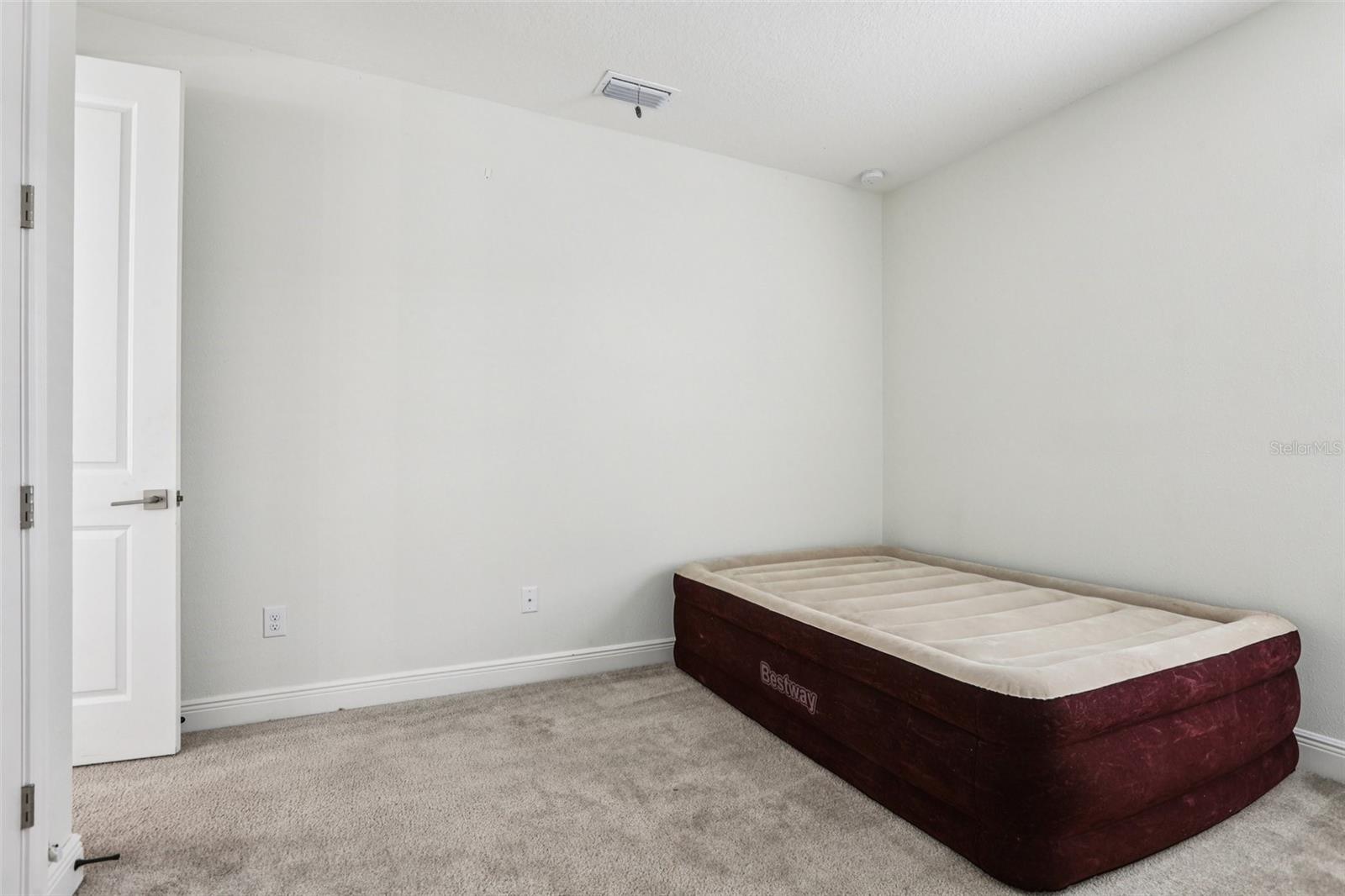 Image 27 of 39 For 28664 Cozy Creek Drive