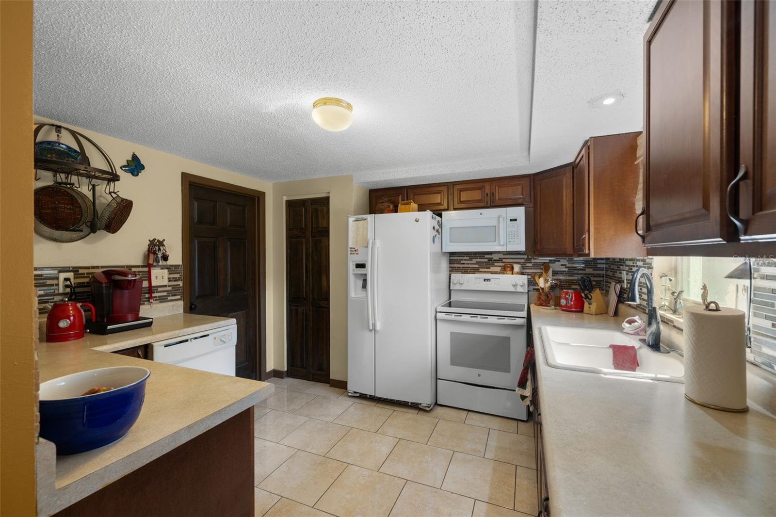 Image 12 of 28 For 6432 Juniper Road