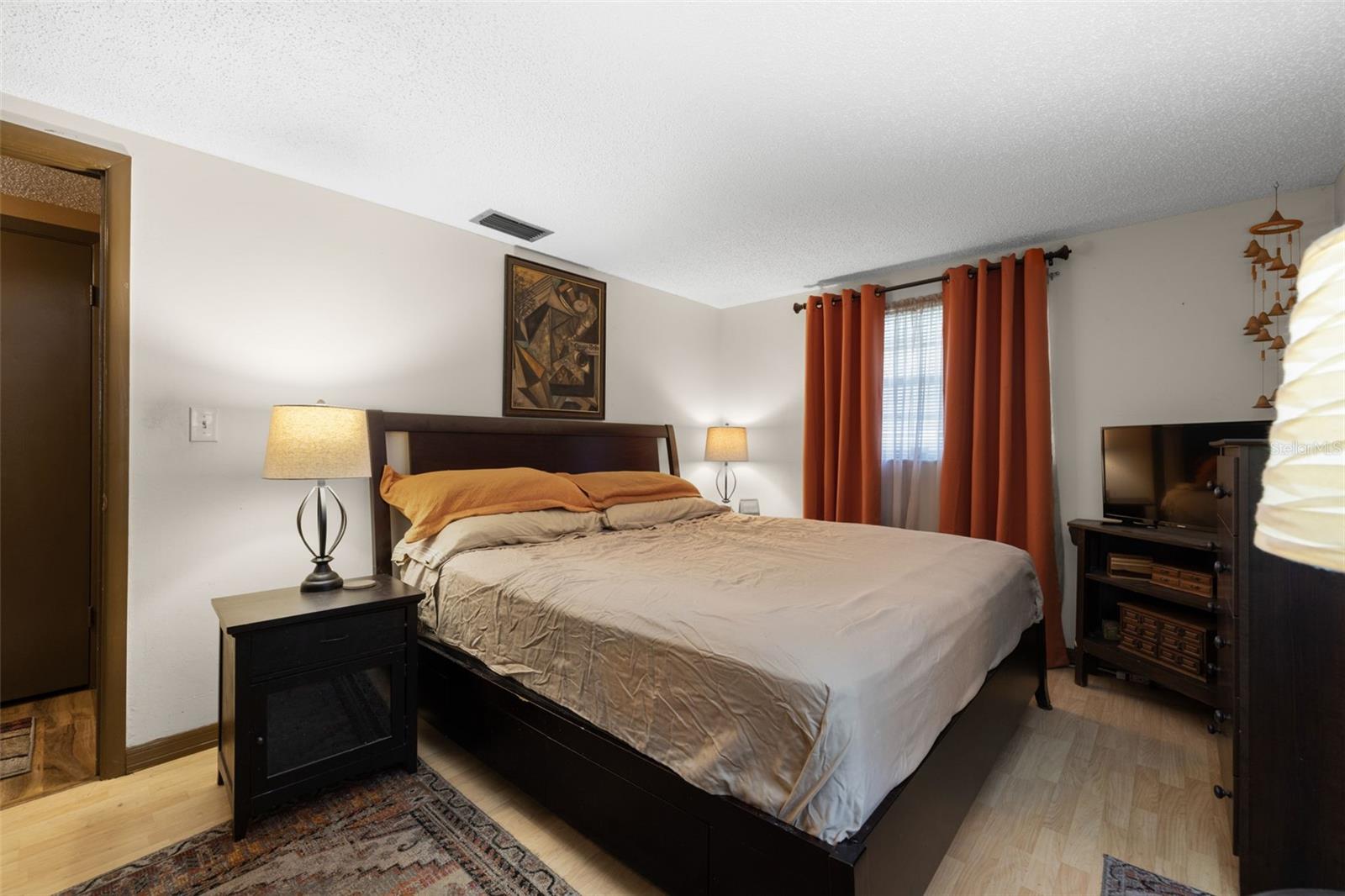 Image 14 of 28 For 6432 Juniper Road