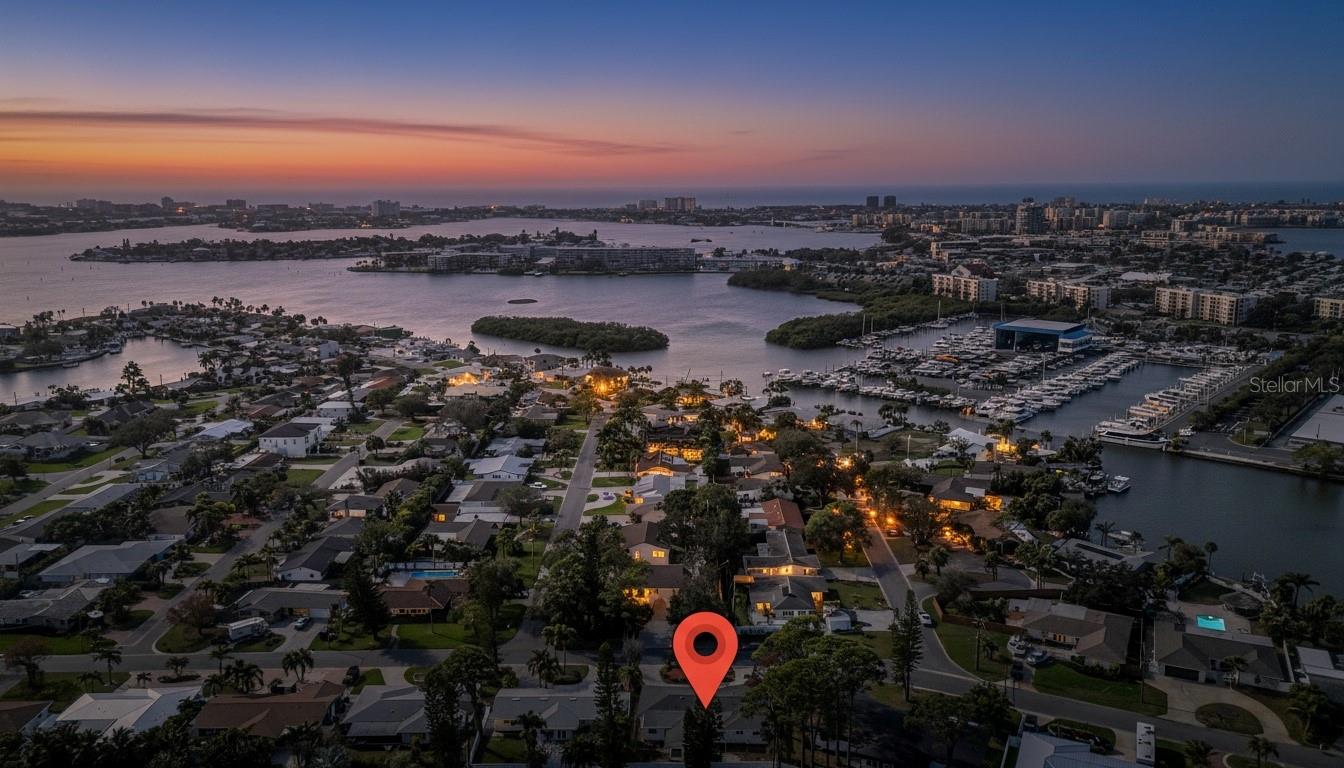 Image 38 of 38 For 1302 Robin Road S