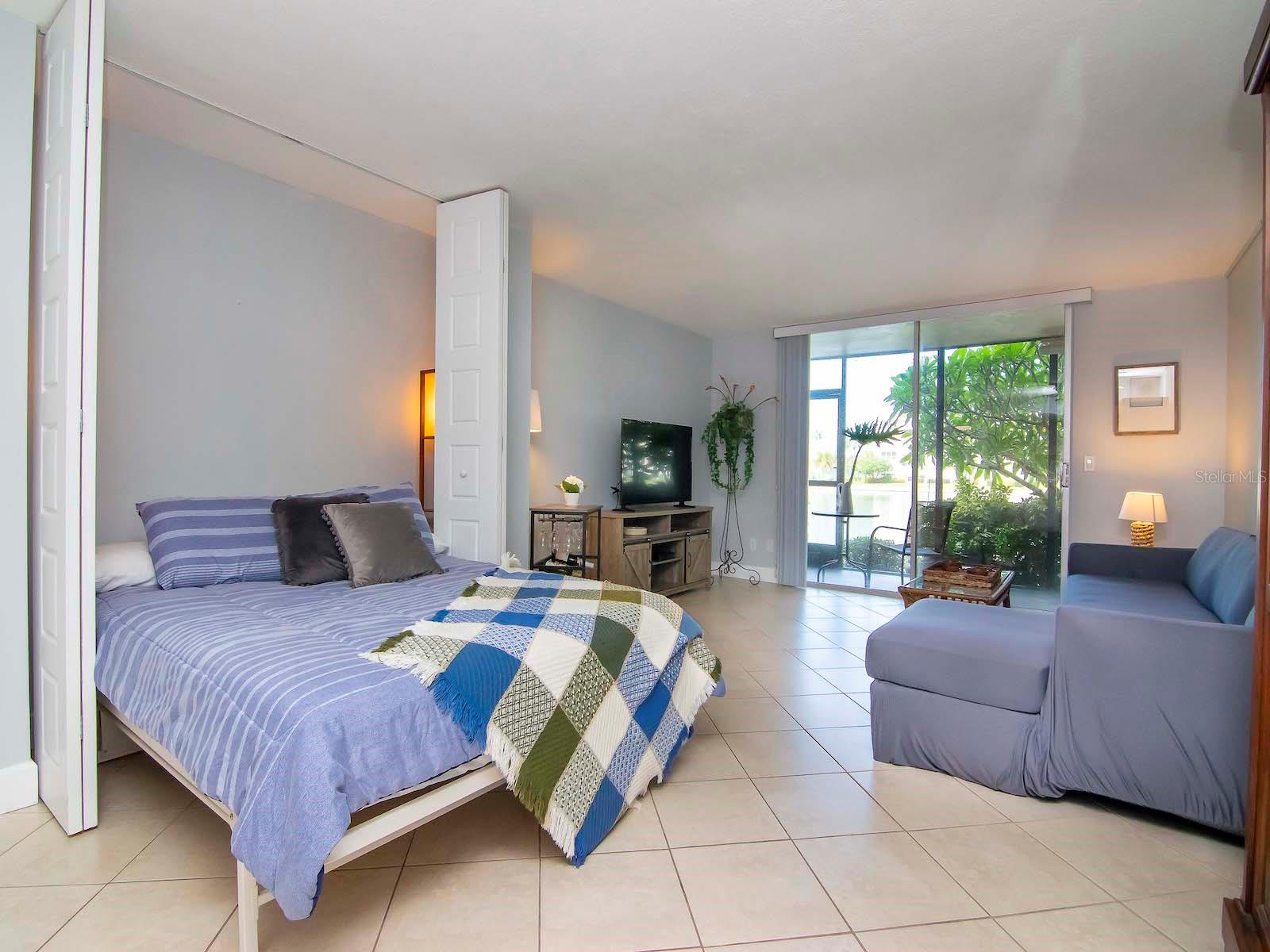 Image 17 of 39 For 7540 Bay Island Drive S 156