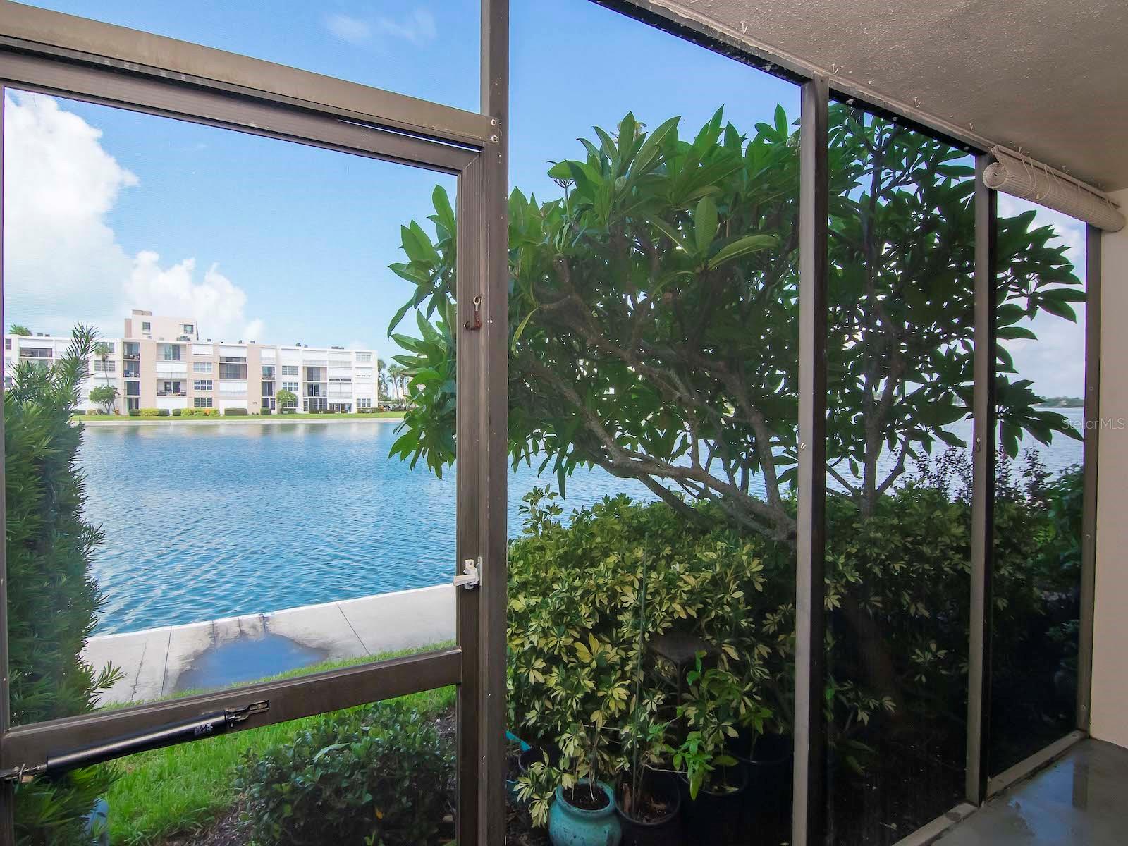 Image 20 of 39 For 7540 Bay Island Drive S 156