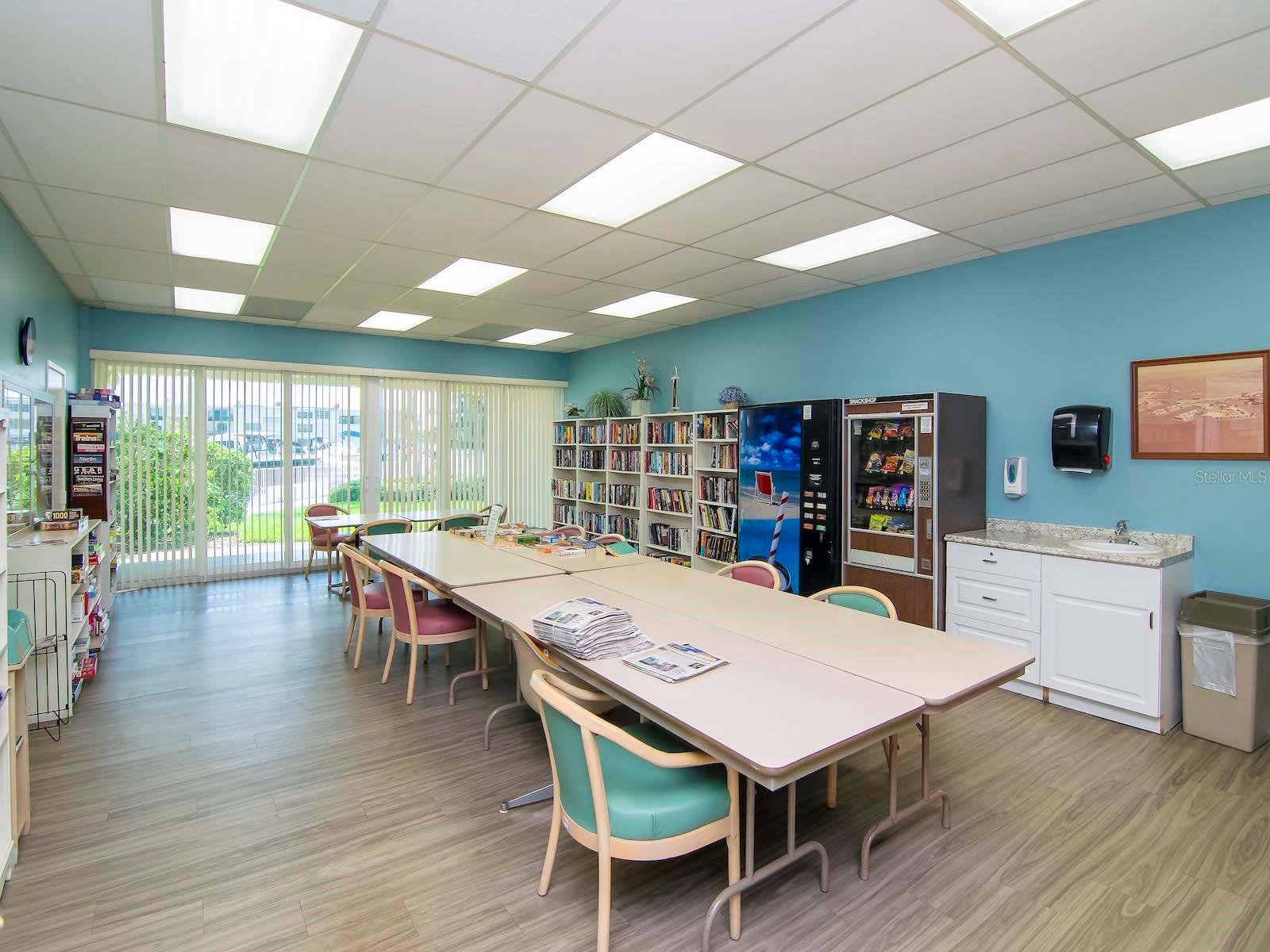 Image 37 of 39 For 7540 Bay Island Drive S 156