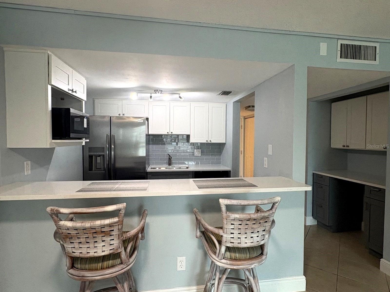 Image 9 of 39 For 7540 Bay Island Drive S 156