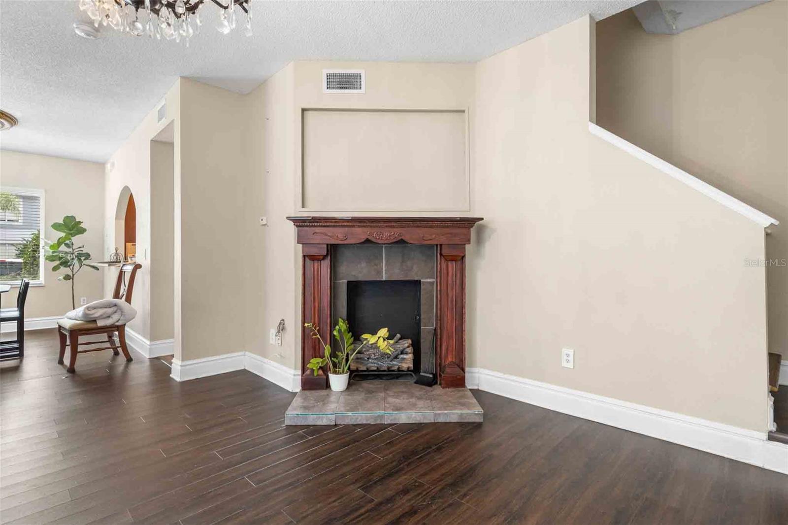 Image 16 of 33 For 18103 Paradise Point Drive