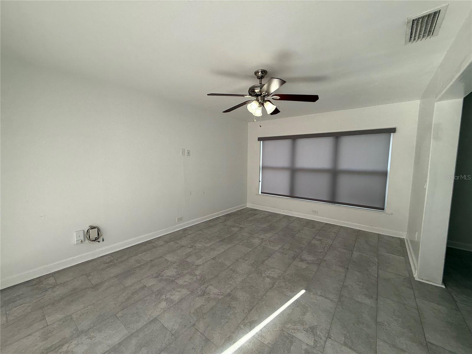 Image 4 of 14 For 4426 Bay Court Avenue