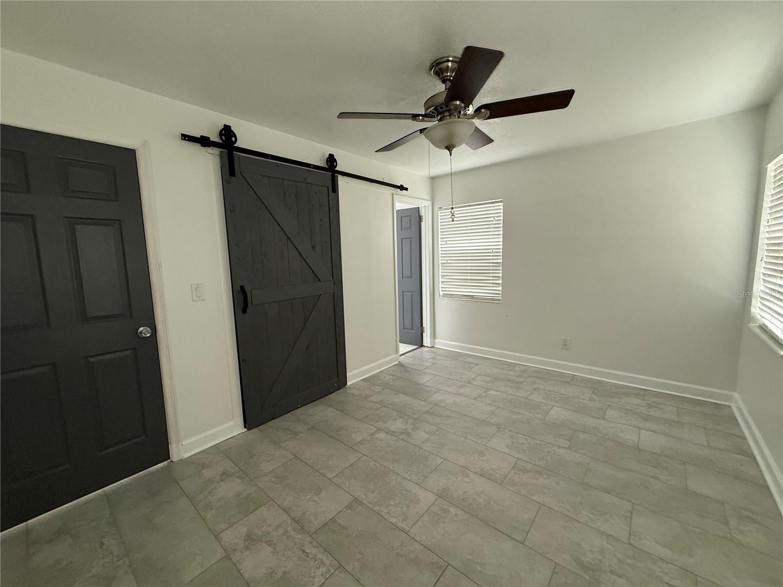 Image 9 of 14 For 4426 Bay Court Avenue