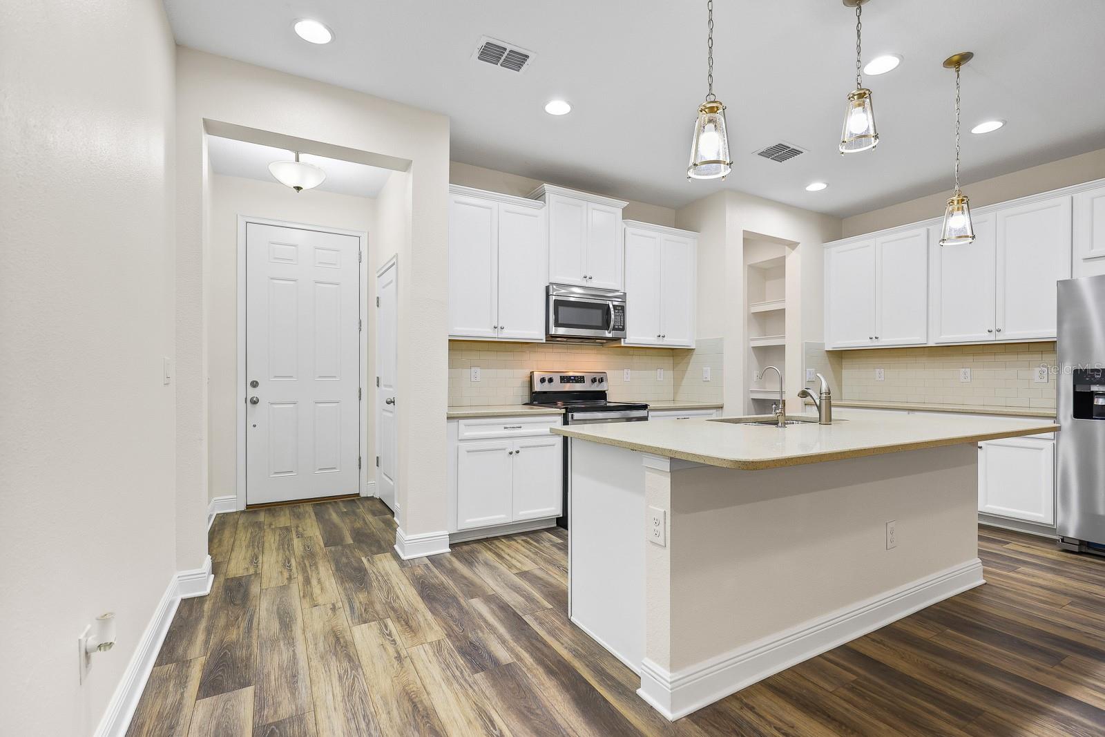 Image 4 of 25 For 14158 Damselfly Drive