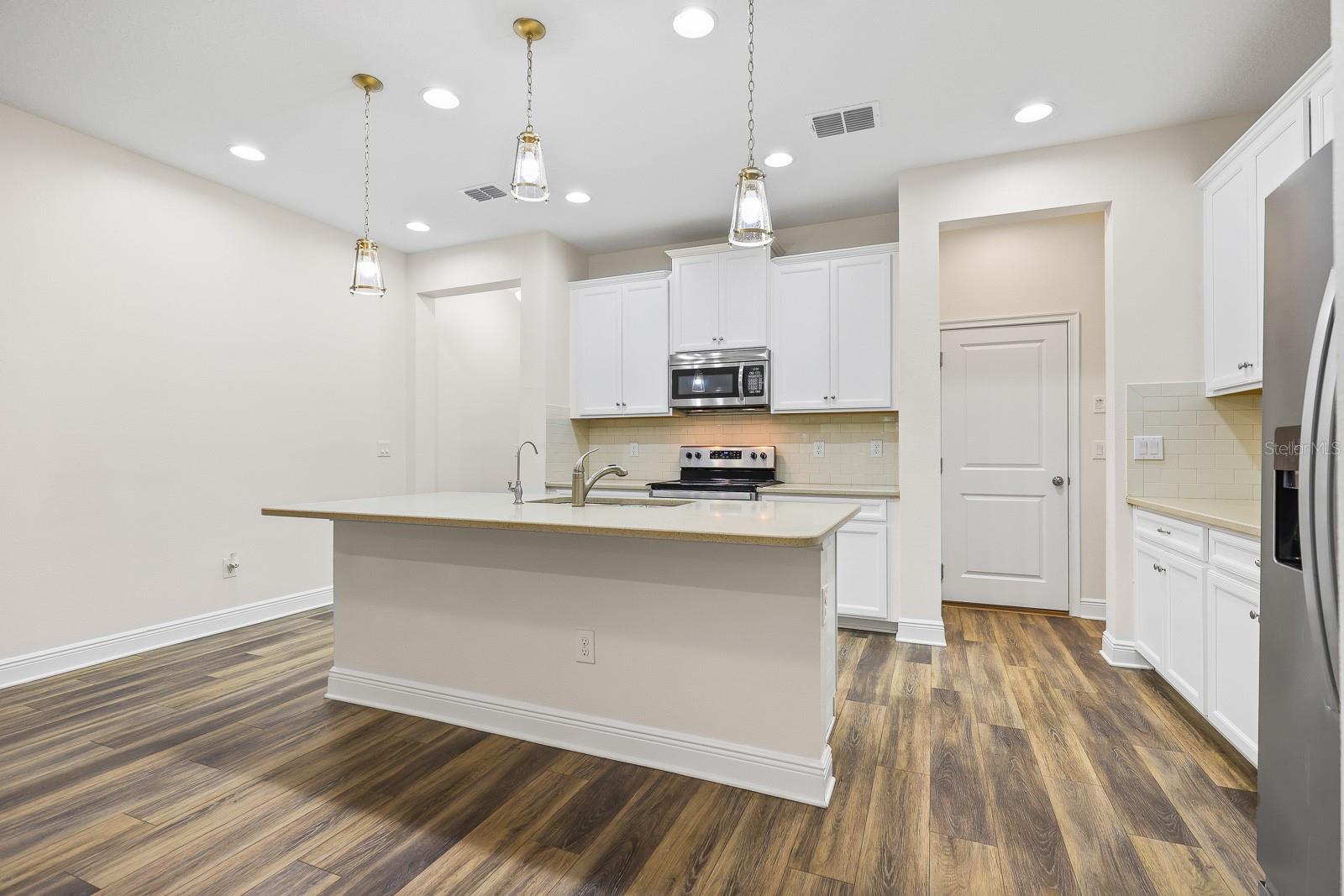 Image 5 of 25 For 14158 Damselfly Drive