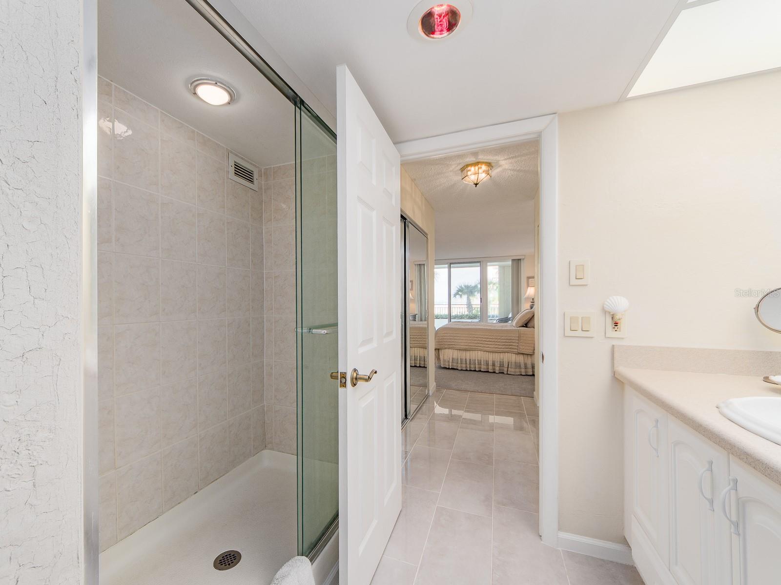 Image 26 of 41 For 1430 Gulf Boulevard 110