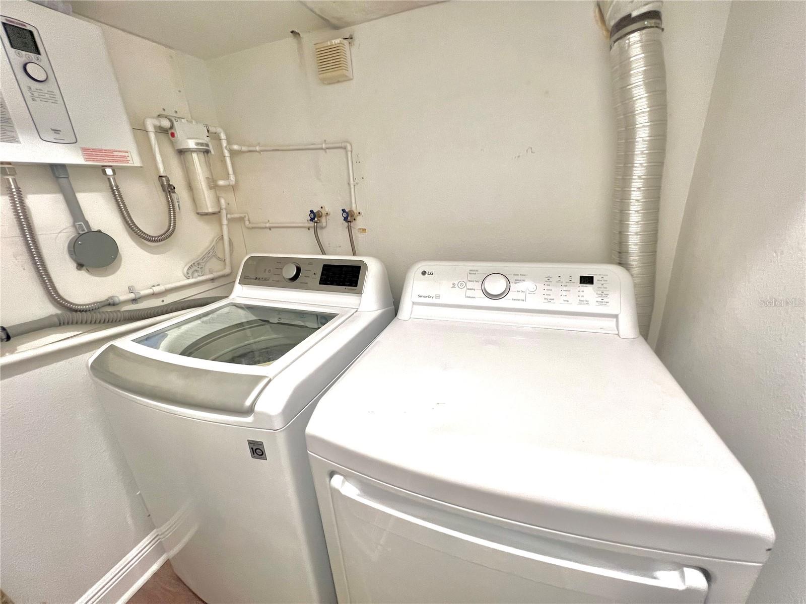 Image 17 of 23 For 9105 Tudor Drive F105