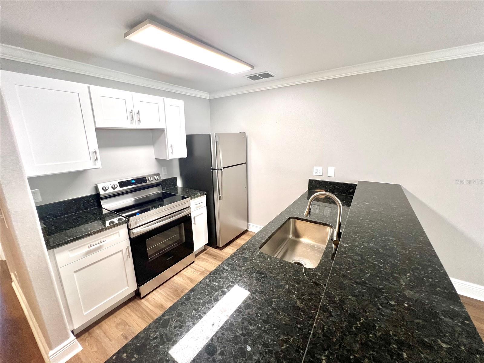 Image 7 of 23 For 9105 Tudor Drive F105