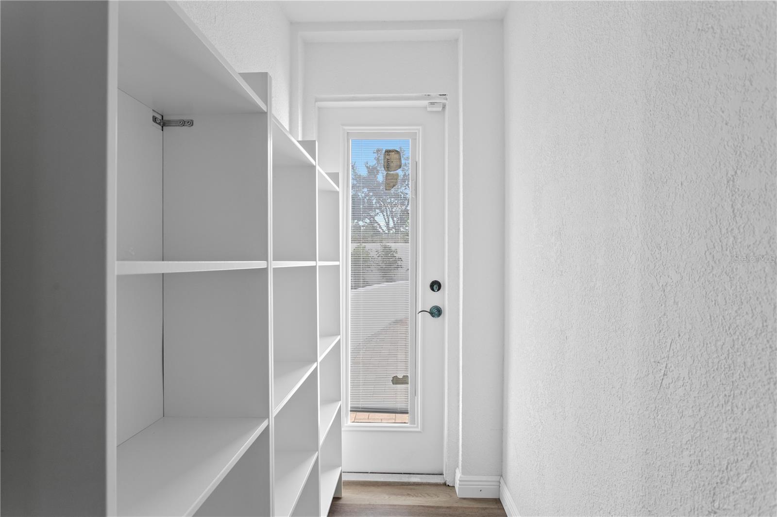 Image 26 of 41 For 2610 Dundee Street