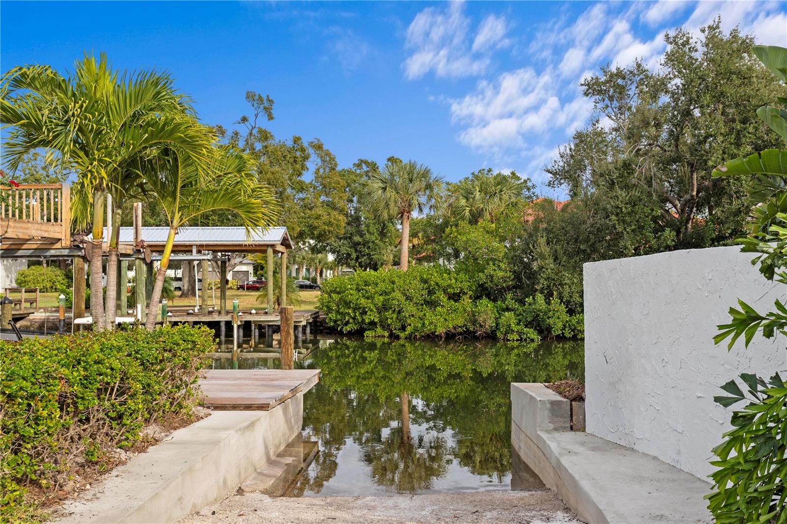 Image 29 of 41 For 2610 Dundee Street