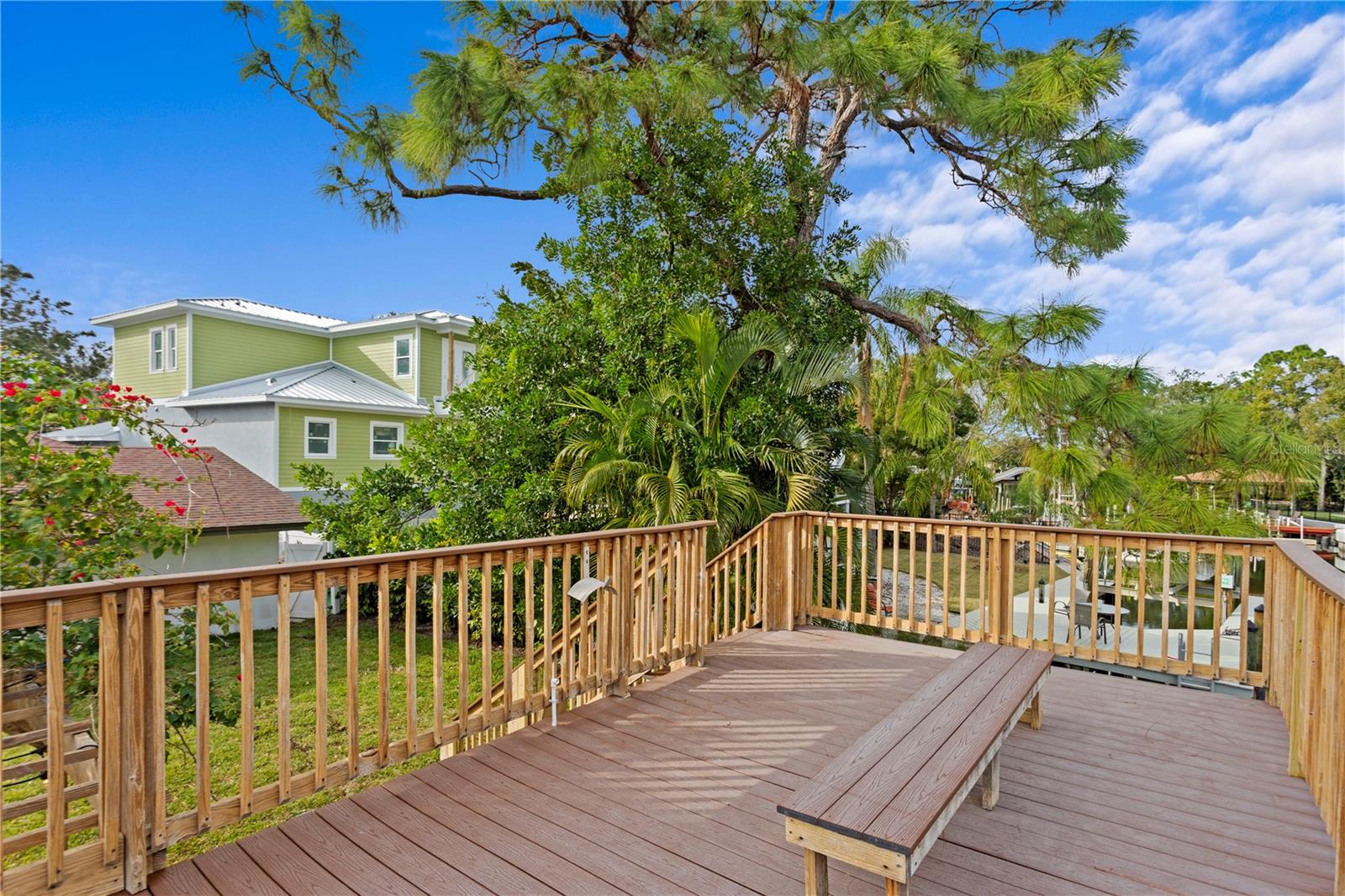 Image 33 of 41 For 2610 Dundee Street