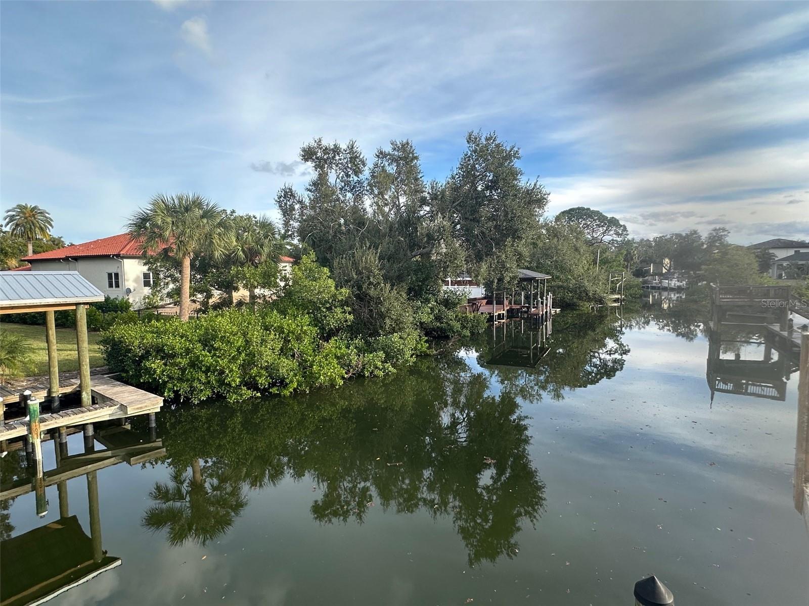 Image 34 of 41 For 2610 Dundee Street