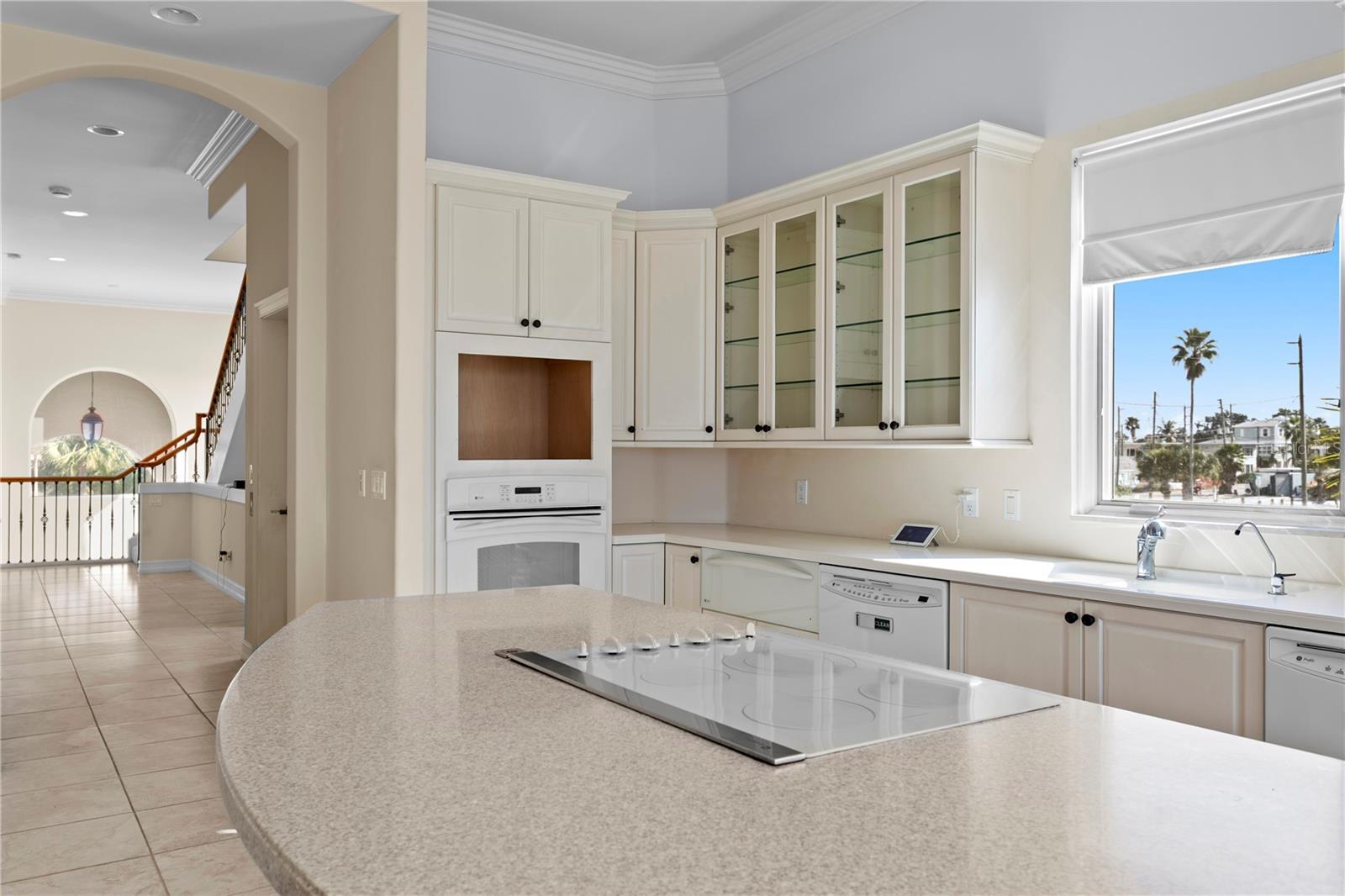 Image 12 of 30 For 9546 Gulf Boulevard