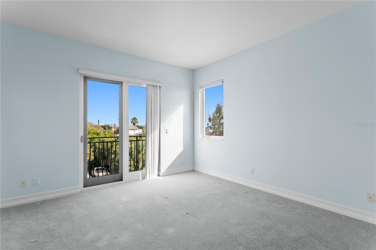 Image 23 of 30 For 9546 Gulf Boulevard