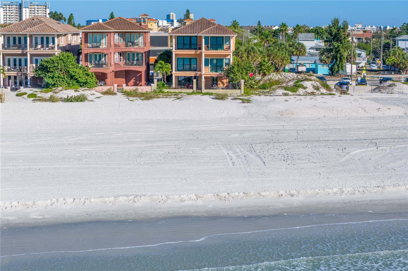 Image 4 of 30 For 9546 Gulf Boulevard