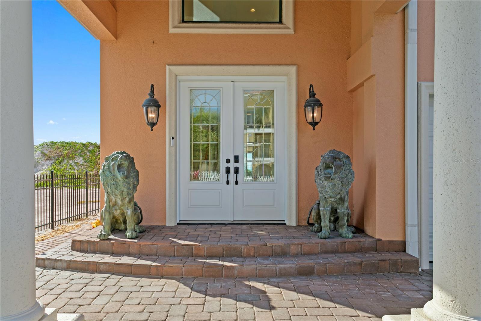 Image 6 of 30 For 9546 Gulf Boulevard