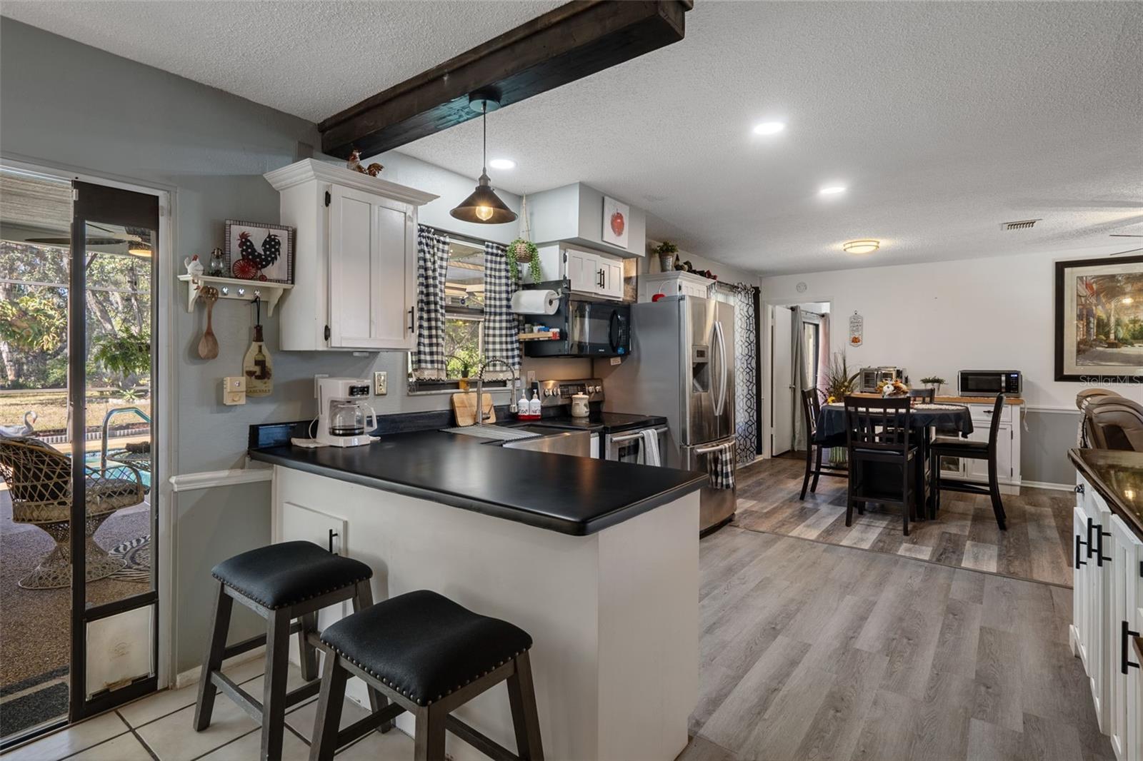 Image 8 of 27 For 7311 Edinburgh Way