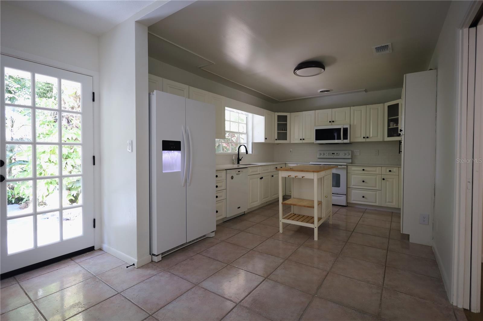 Image 11 of 40 For 4115 Platt Street