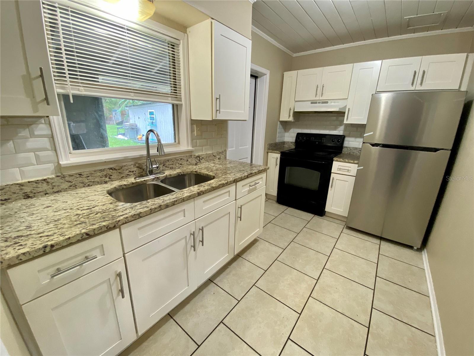 Image 9 of 16 For 38313 Tucker Road 1