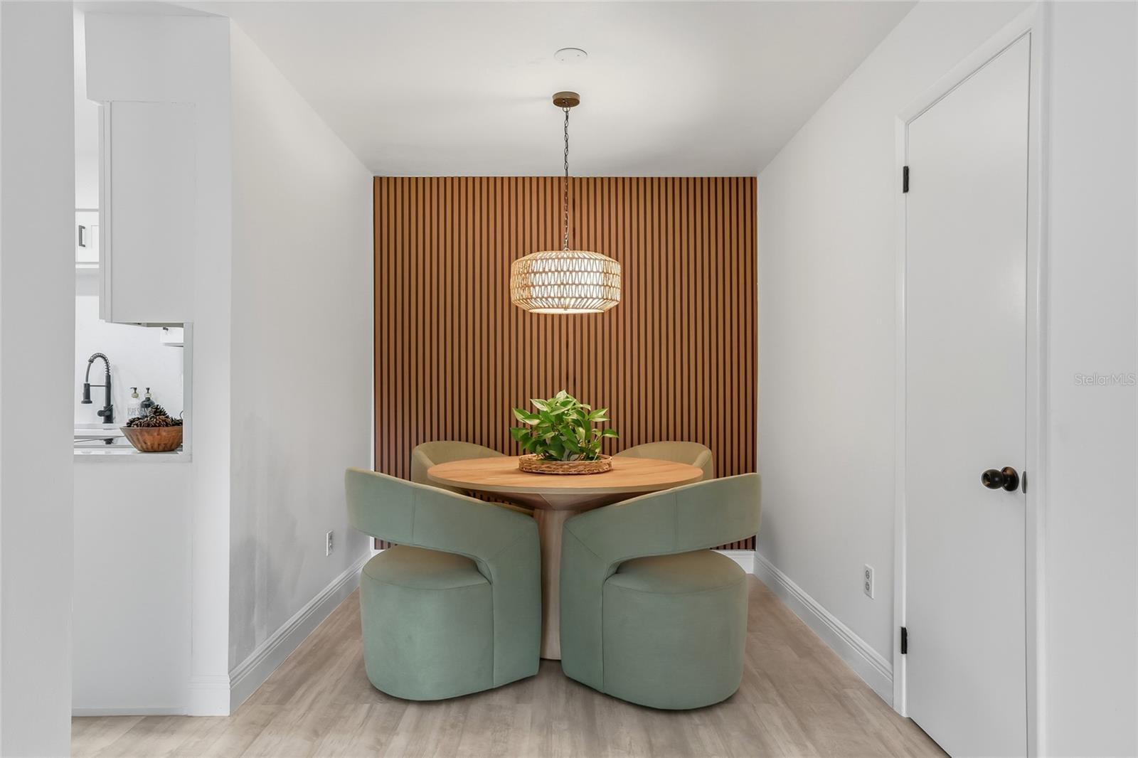 Image 15 of 53 For 9402 Newport Avenue