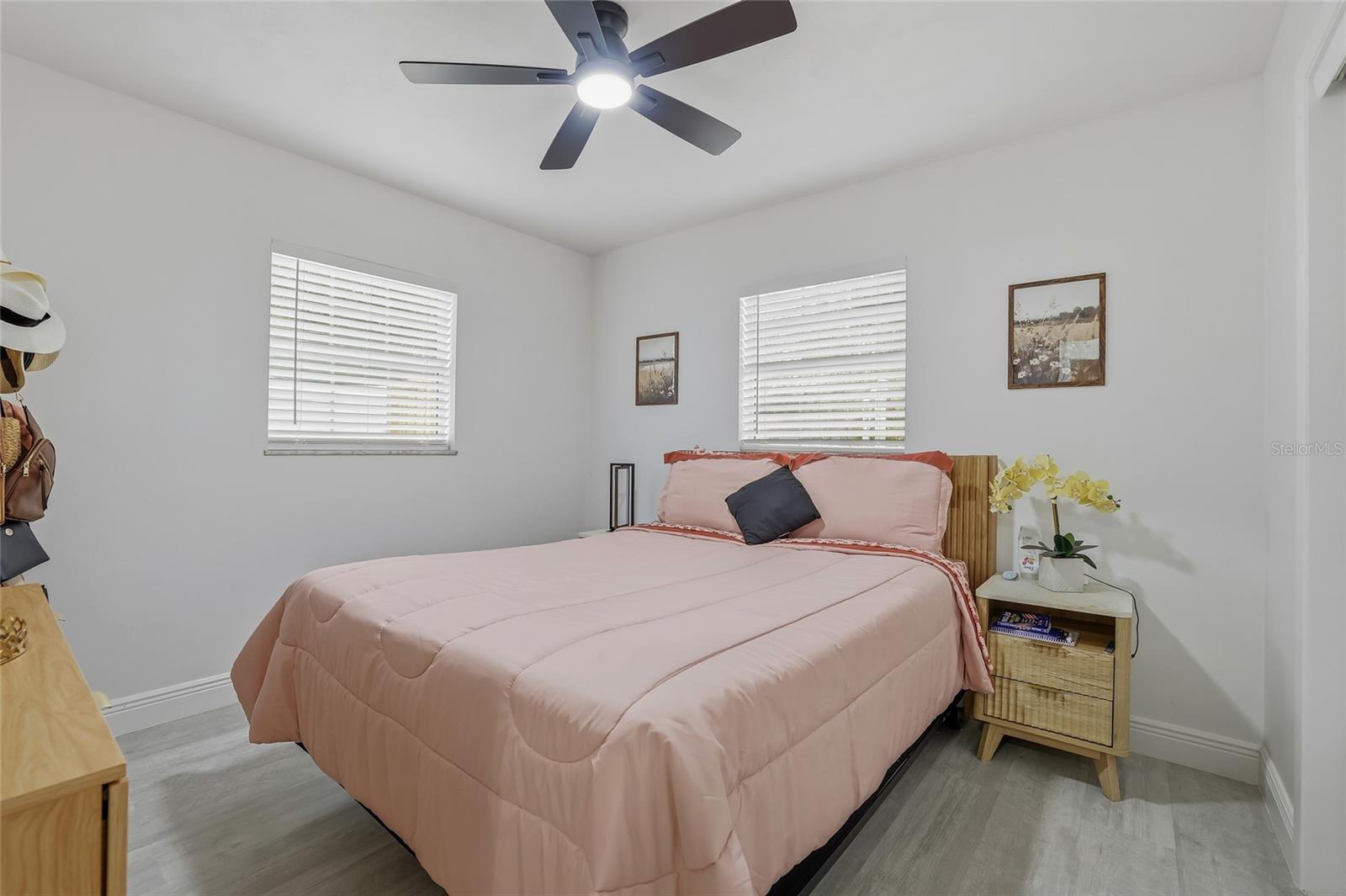 Image 33 of 53 For 9402 Newport Avenue