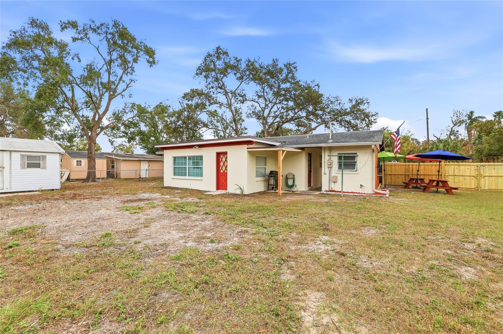 Image 37 of 53 For 9402 Newport Avenue