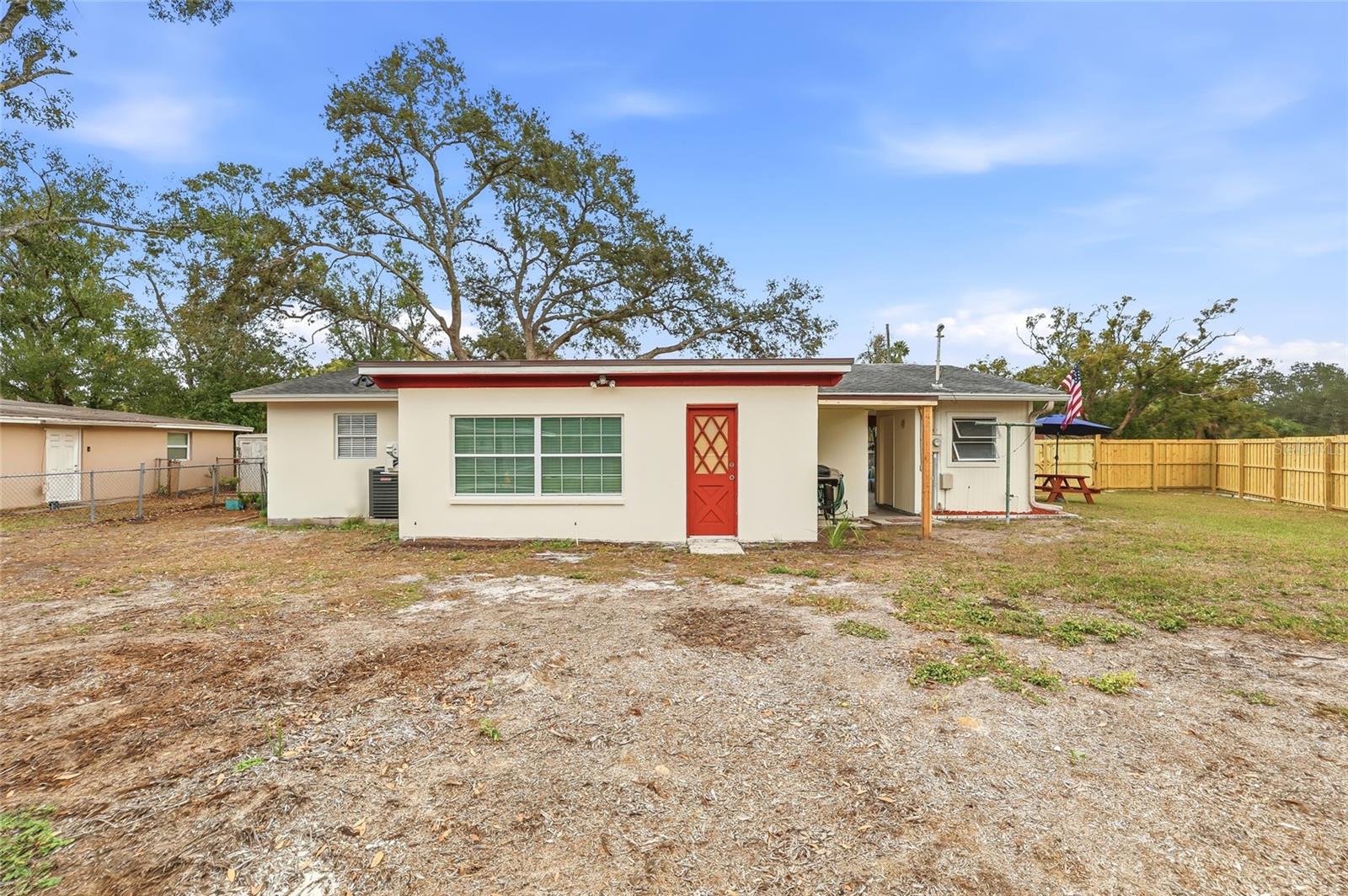 Image 38 of 53 For 9402 Newport Avenue