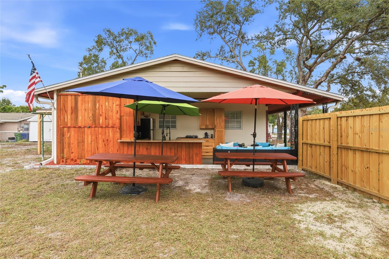 Image 42 of 53 For 9402 Newport Avenue