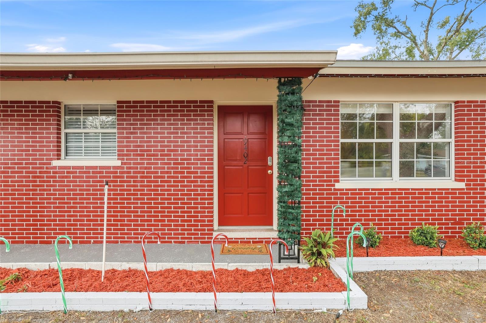 Image 5 of 53 For 9402 Newport Avenue