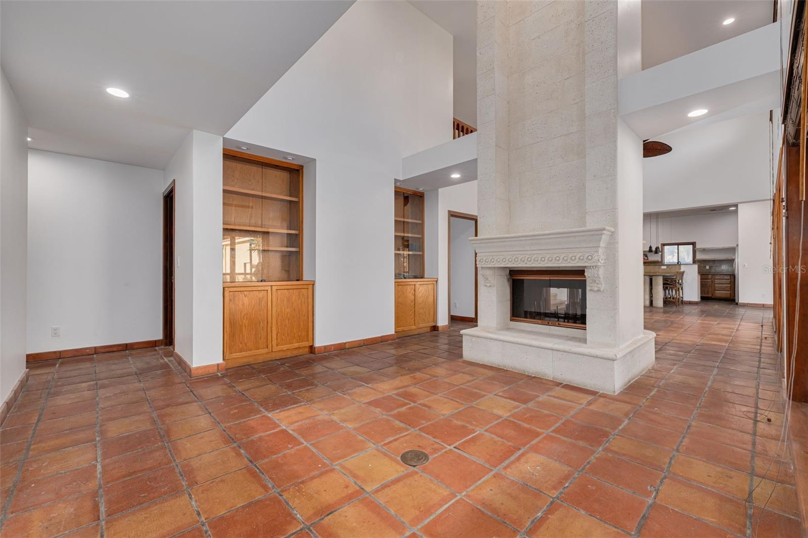 Image 19 of 65 For 201 Blanca Avenue