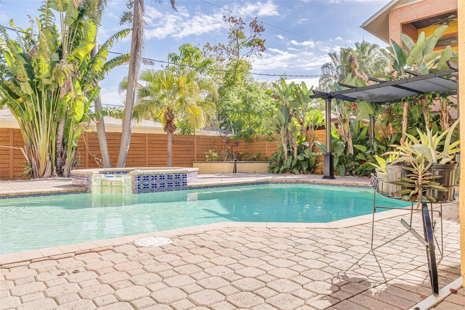 Image 23 of 65 For 201 Blanca Avenue