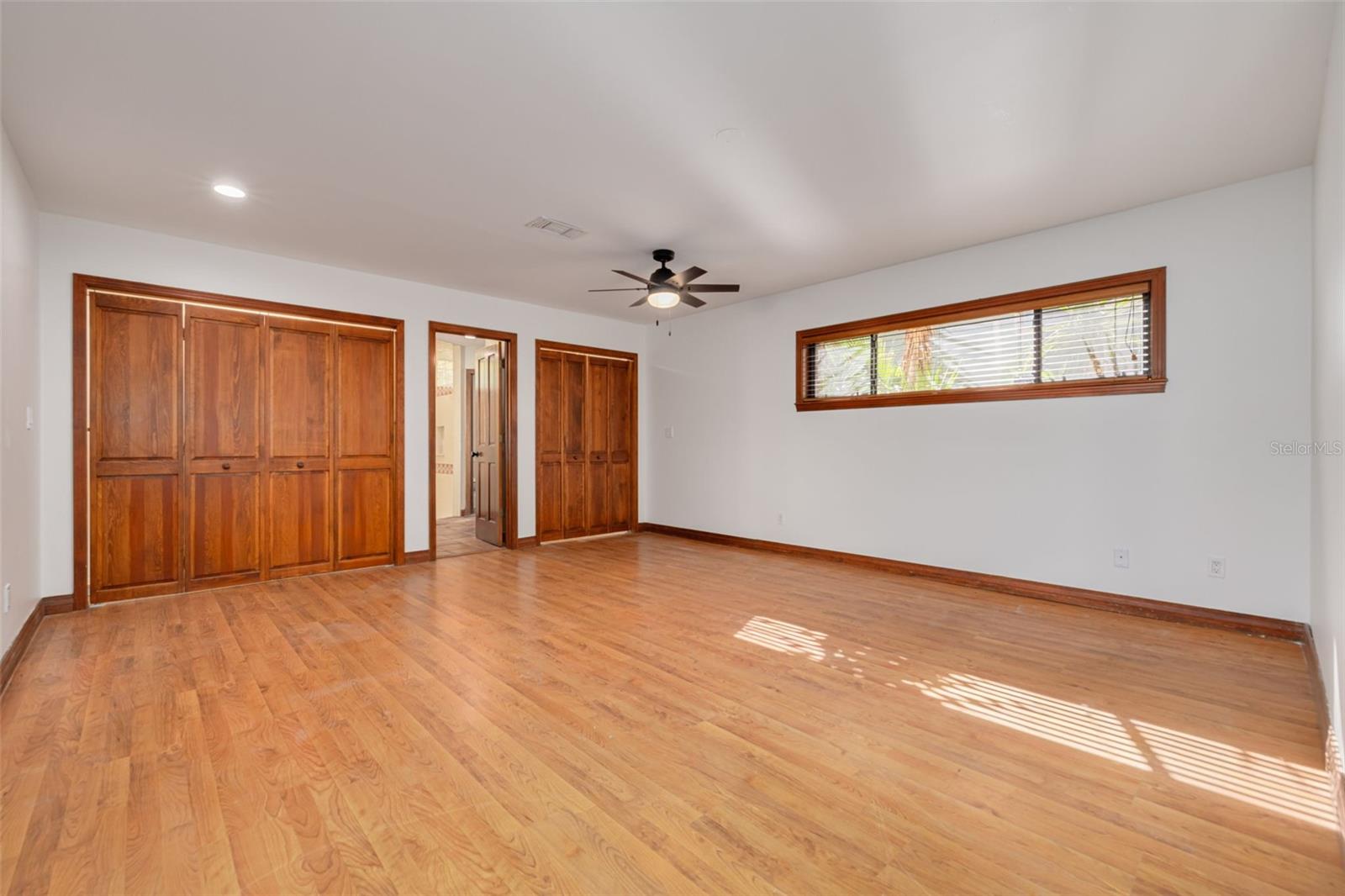 Image 32 of 65 For 201 Blanca Avenue