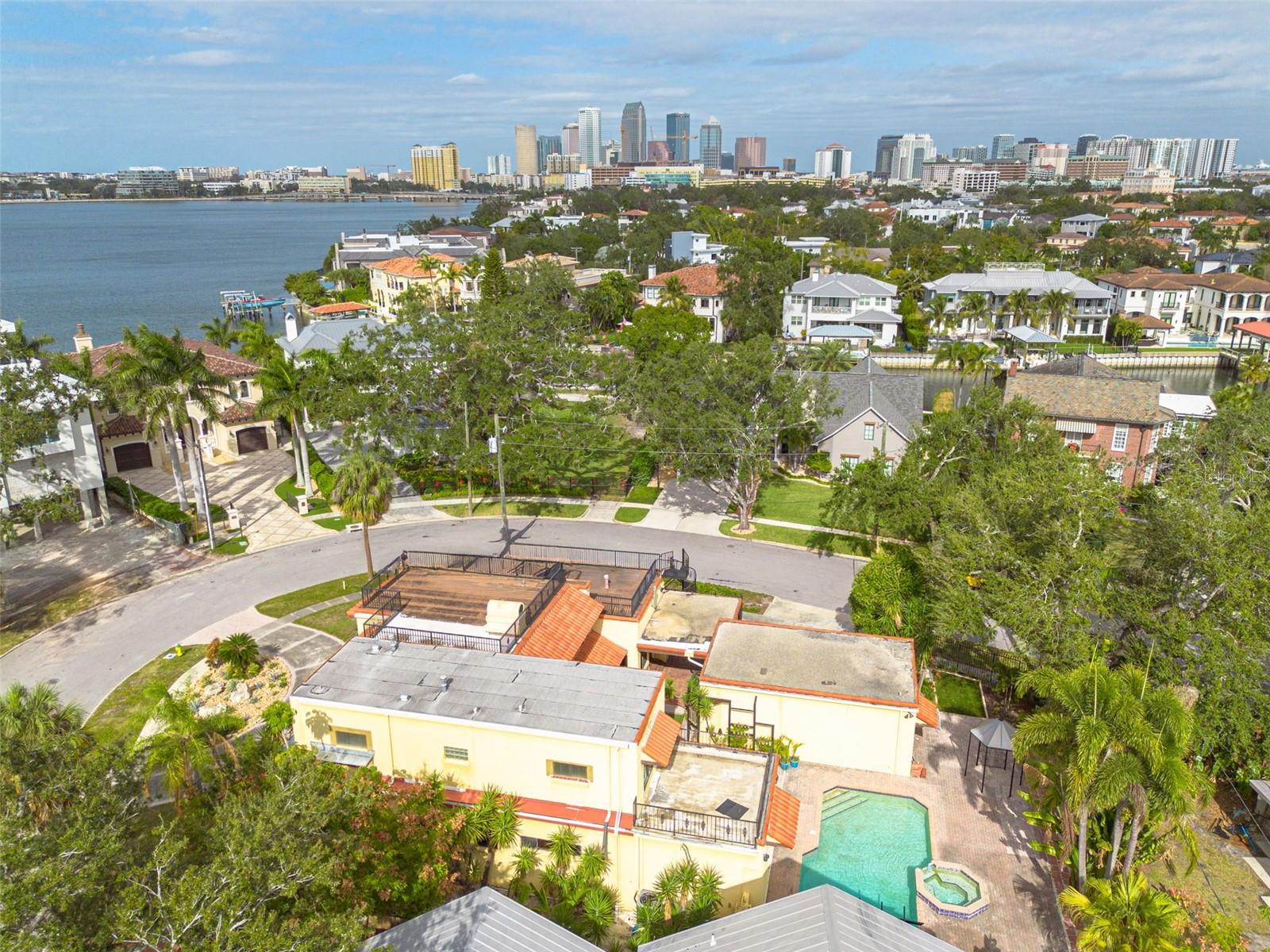 Image 5 of 65 For 201 Blanca Avenue