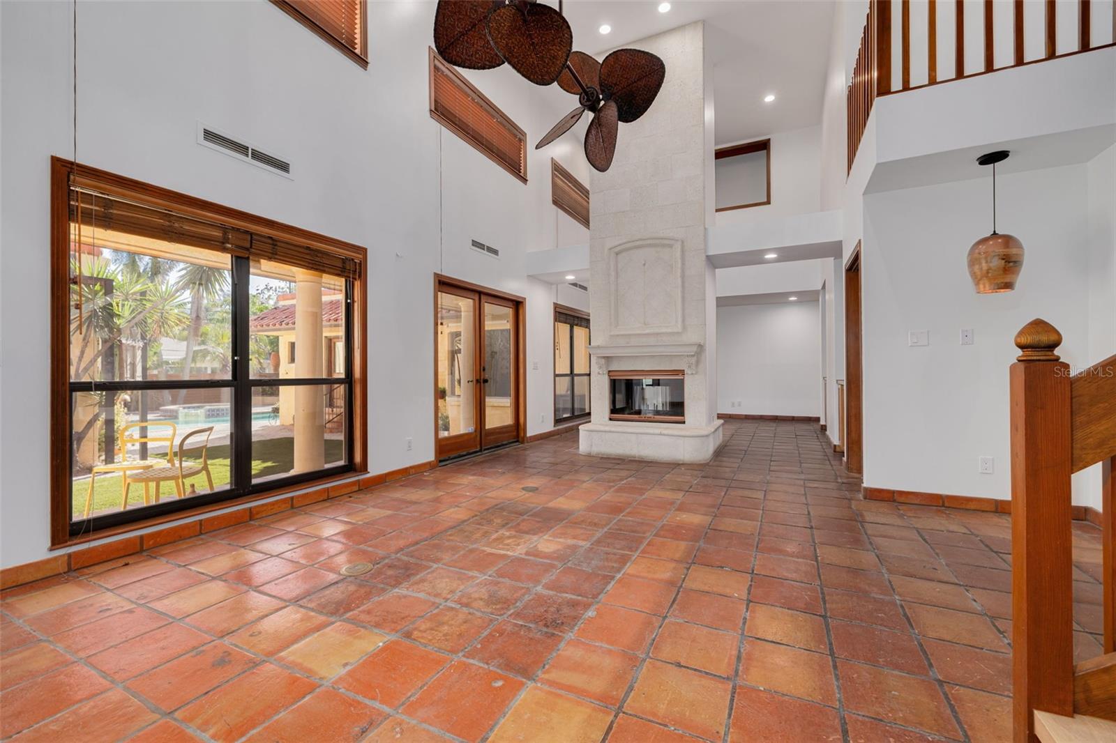 Image 7 of 65 For 201 Blanca Avenue