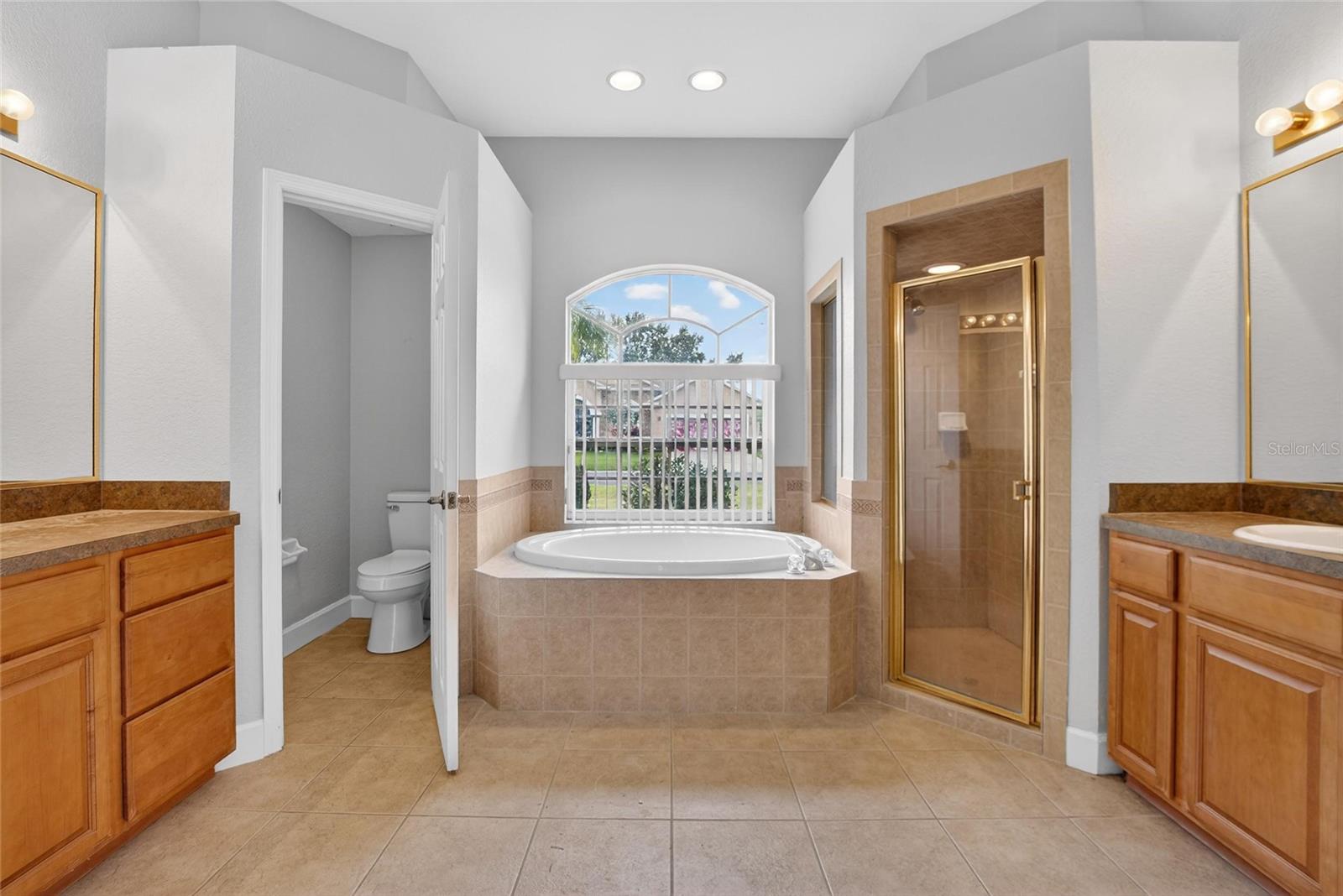 Image 25 of 88 For 258 Terranova Boulevard