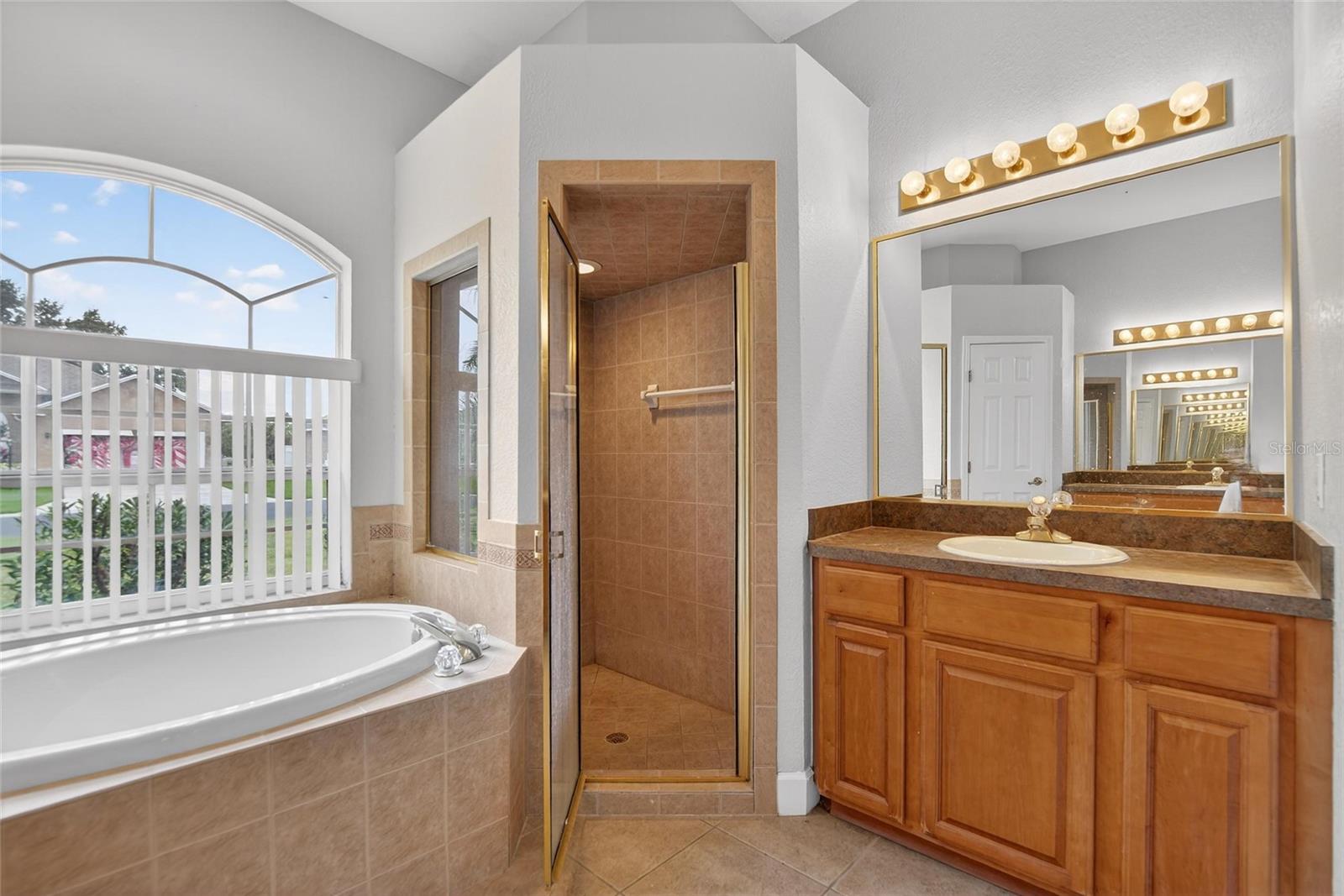 Image 26 of 88 For 258 Terranova Boulevard