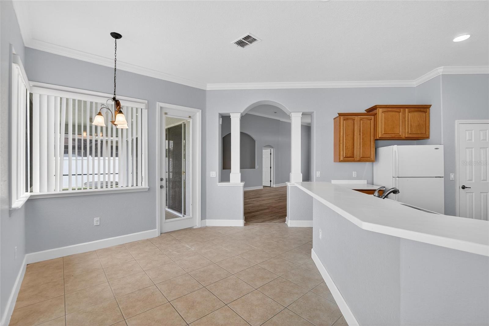 Image 39 of 88 For 258 Terranova Boulevard